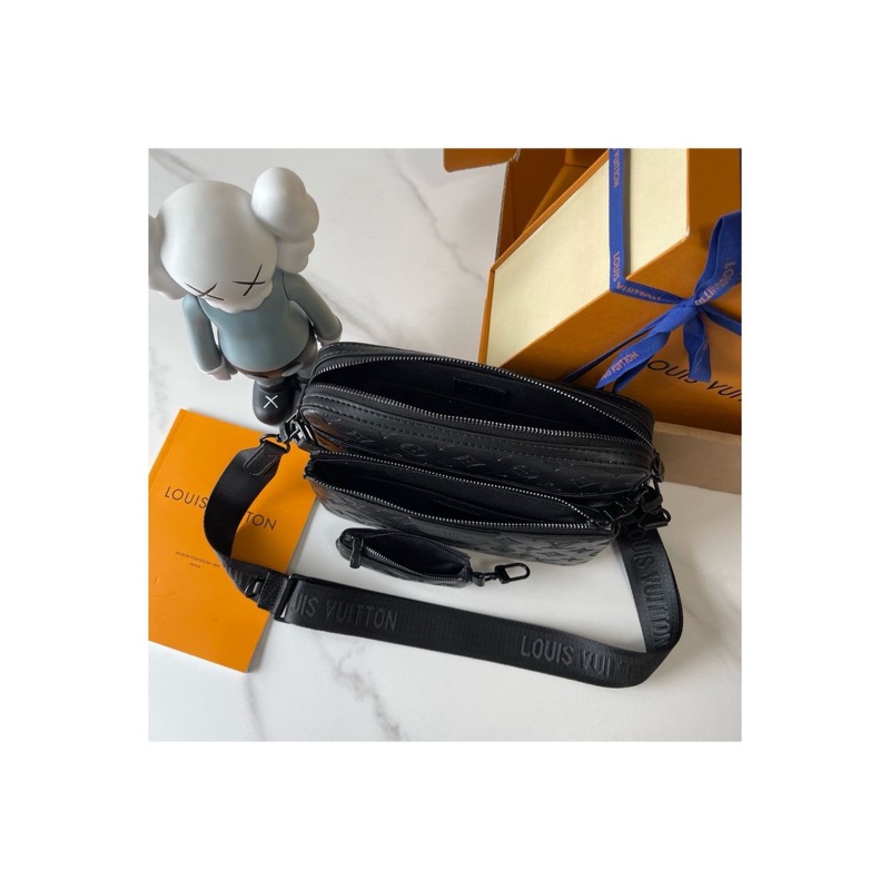 Louis Vuitton Monogram Crossbody Bag