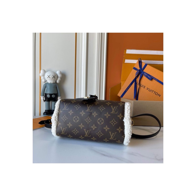 Louis Vuitton Dauphine Monogram Bag