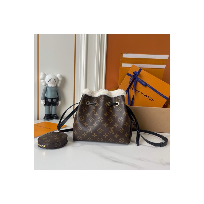 Louis Vuitton Noe Monogram Bag