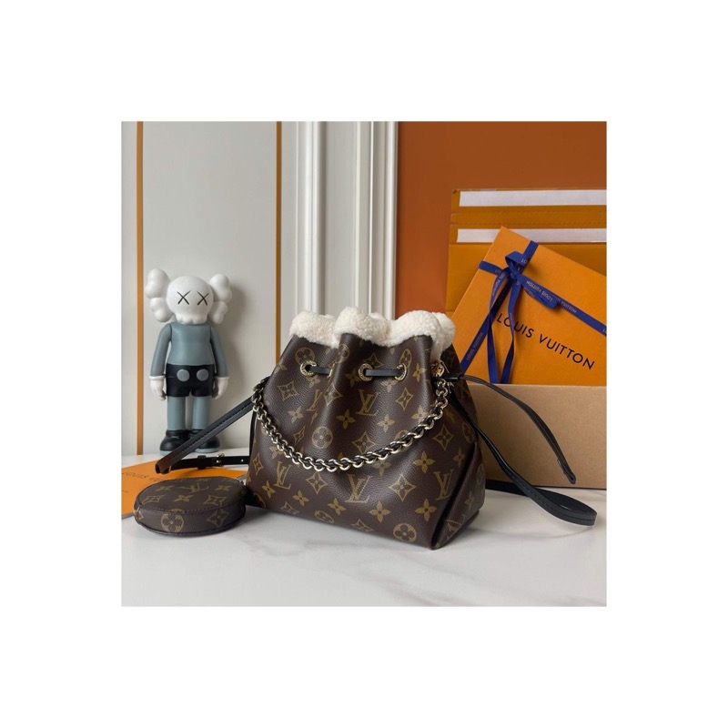 Louis Vuitton Noe Monogram Bag