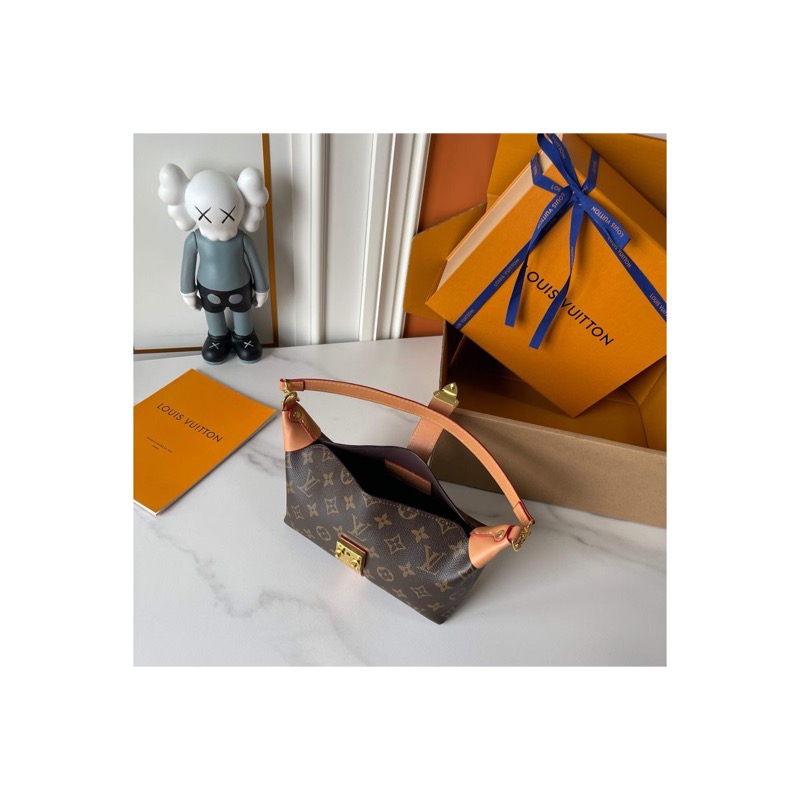 Louis Vuitton Crossbody Bag