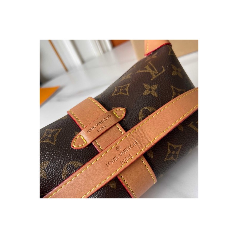 Louis Vuitton Crossbody Bag