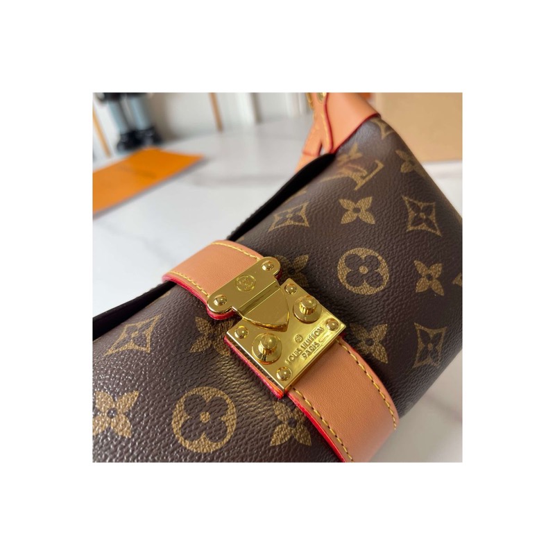 Louis Vuitton Crossbody Bag