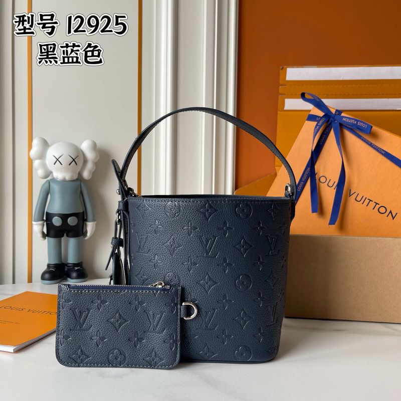 Louis Vuitton Neverfull Monogram Bag