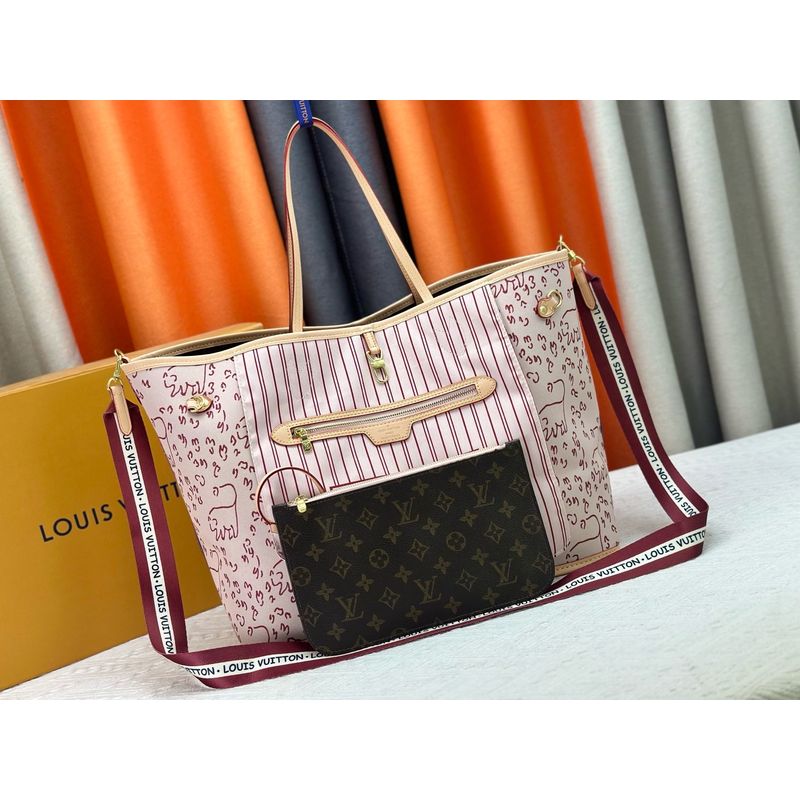 Louis Vuitton Neverfull Monogram Bag