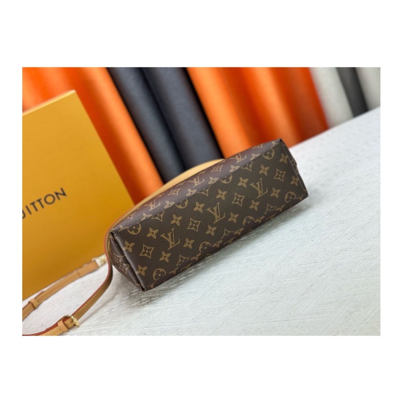 Louis Vuitton Monogram Shoulder Bag