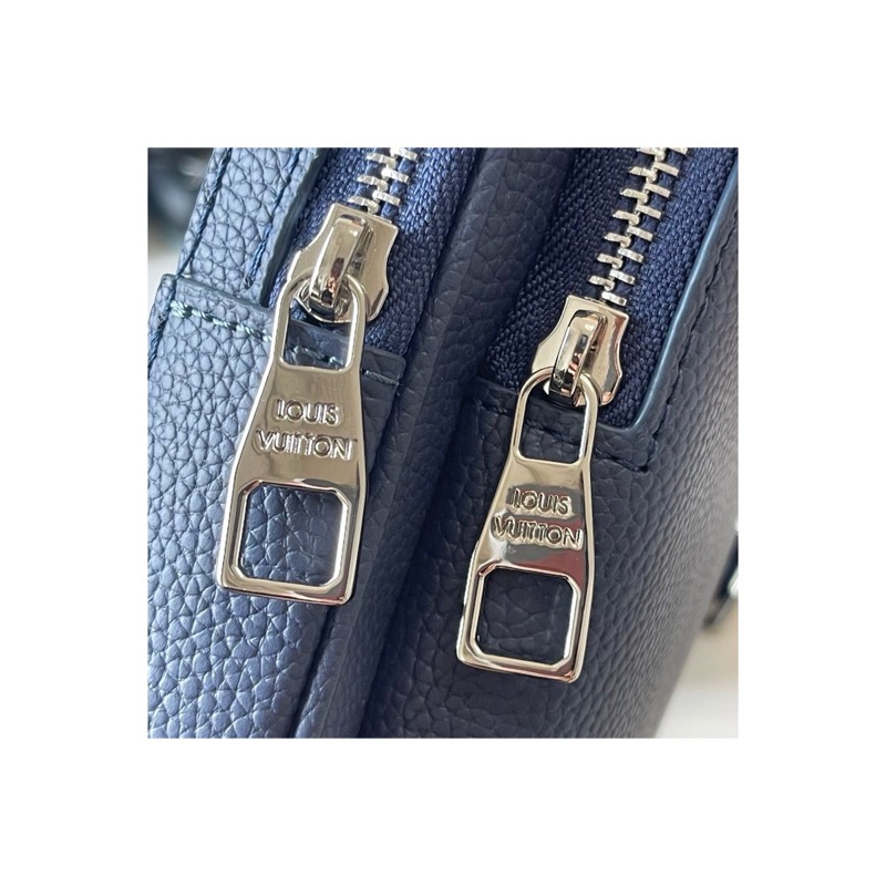 Louis Vuitton Crossbody Bag
