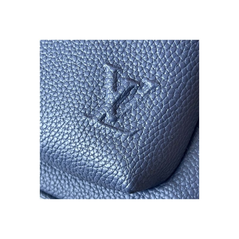 Louis Vuitton Crossbody Bag