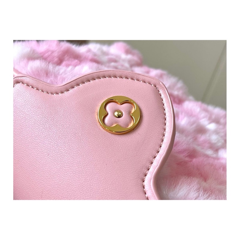Louis Vuitton Capucines Bag