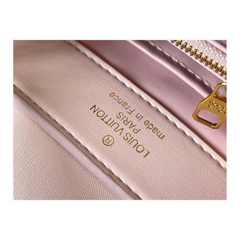 Louis Vuitton Capucines Bag