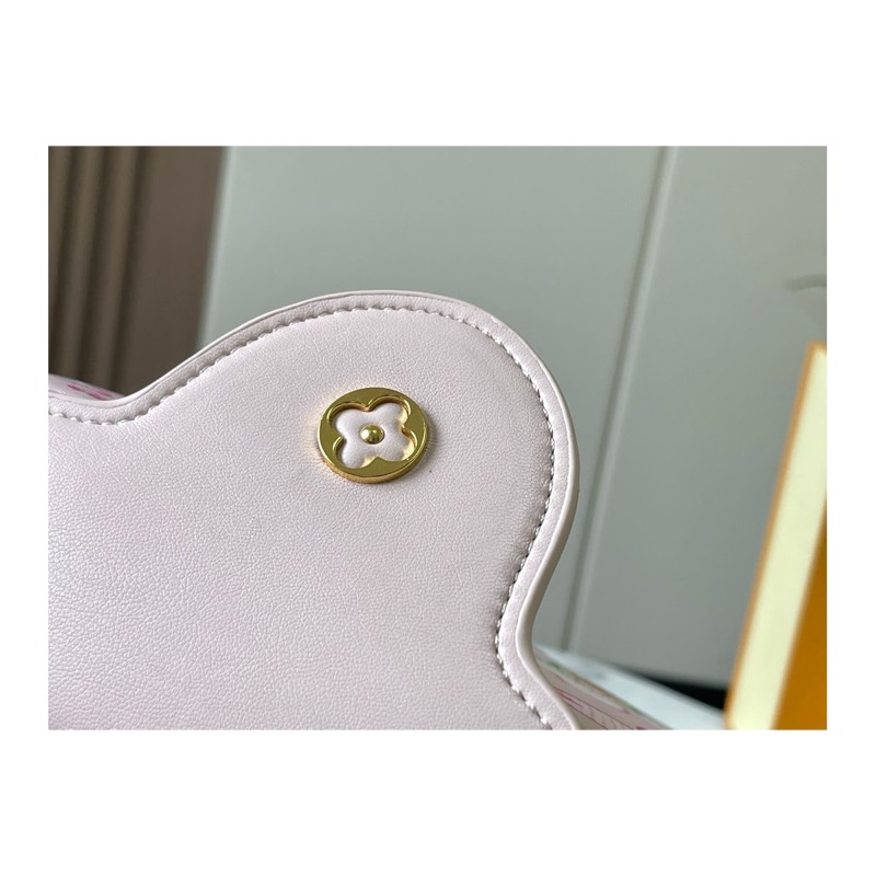 Louis Vuitton Capucines Bag
