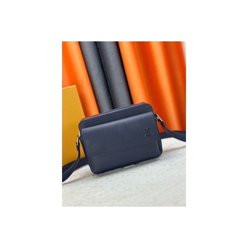 Louis Vuitton Shoulder Bag