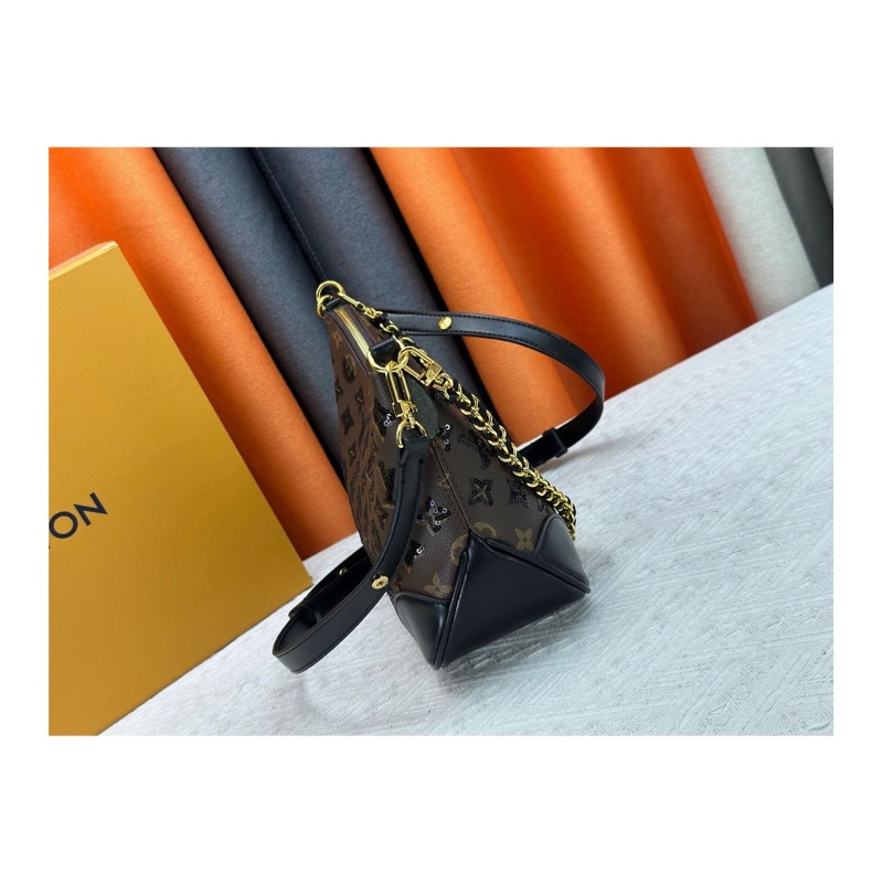 Louis Vuitton Monogram Shoulder Bag