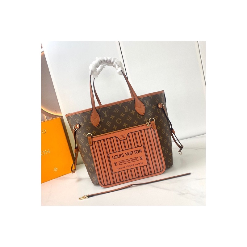 Louis Vuitton Neverfull Monogram Bag
