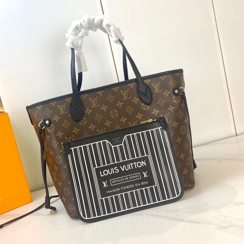Louis Vuitton Neverfull Monogram Bag