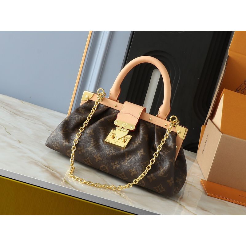 Louis Vuitton Monogram Clutch