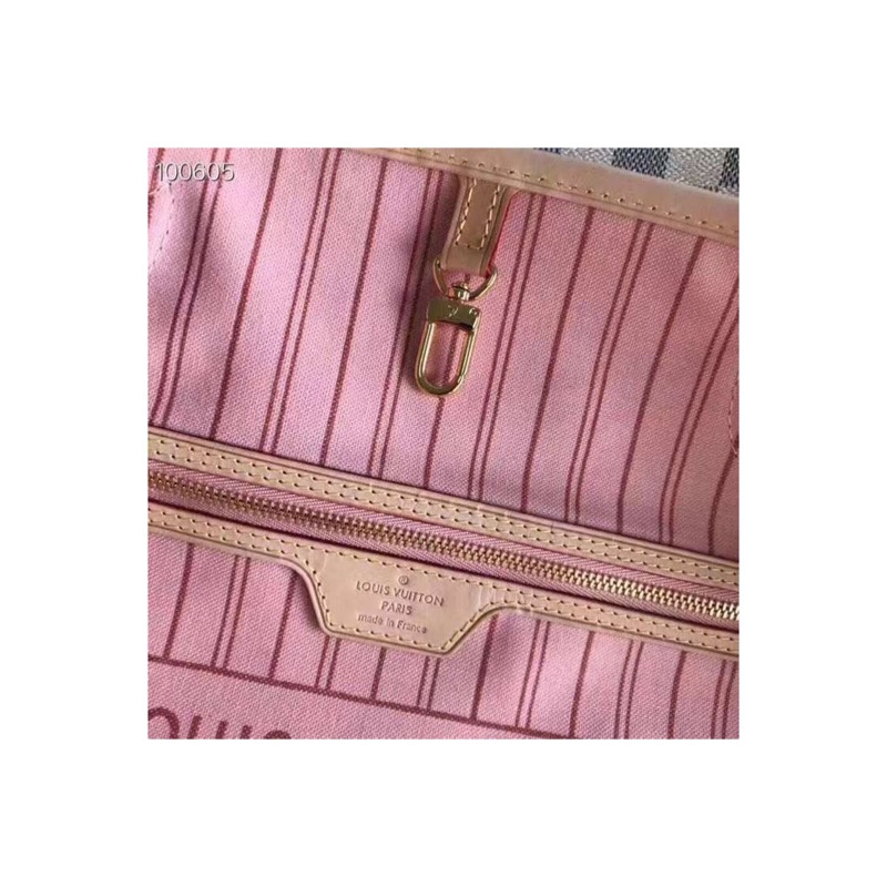 Louis Vuitton Neverfull Bag