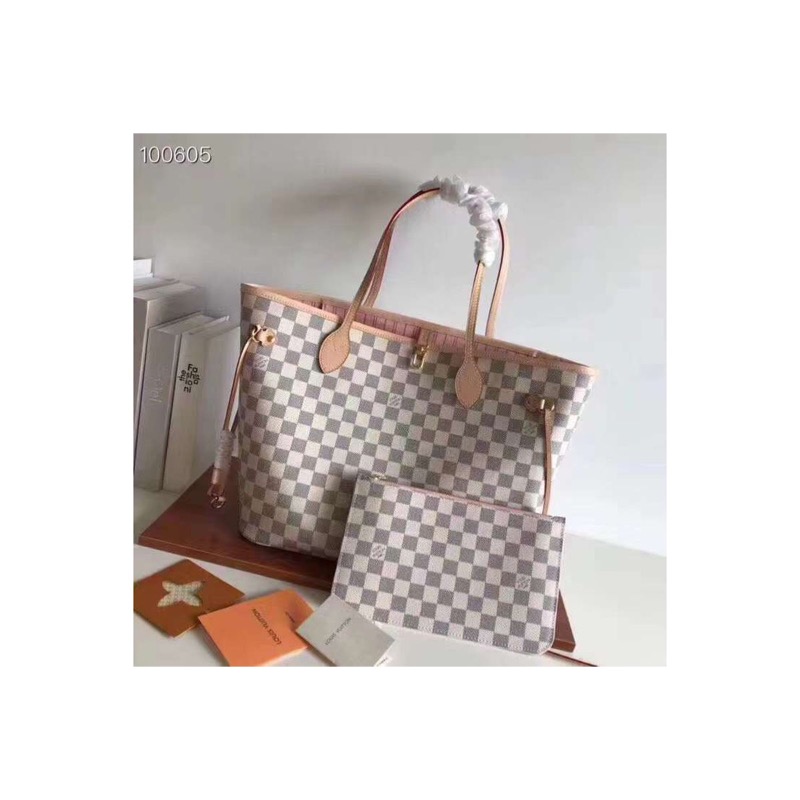 Louis Vuitton Neverfull Bag