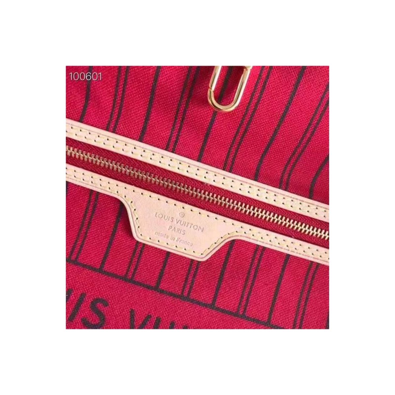 Louis Vuitton Neverfull Monogram Bag