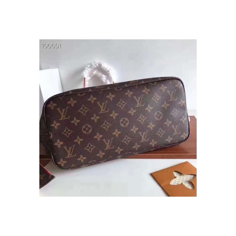 Louis Vuitton Neverfull Monogram Bag