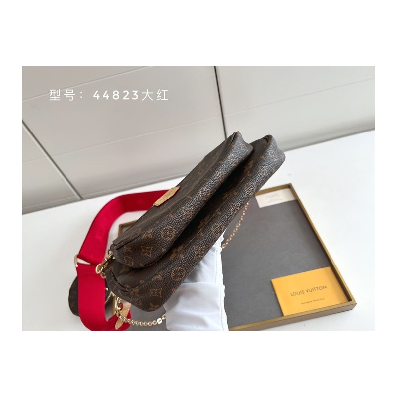 Louis Vuitton Pochette Metis Bag