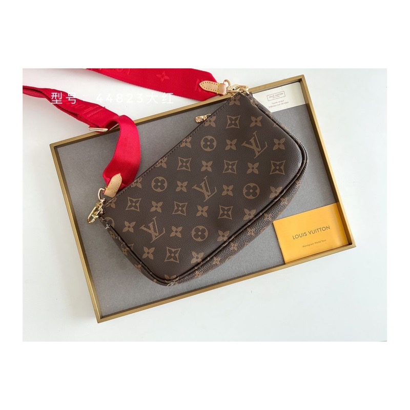 Louis Vuitton Pochette Metis Bag