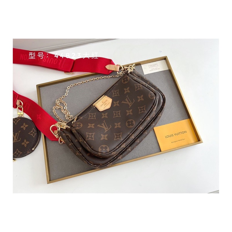 Louis Vuitton Pochette Metis Bag