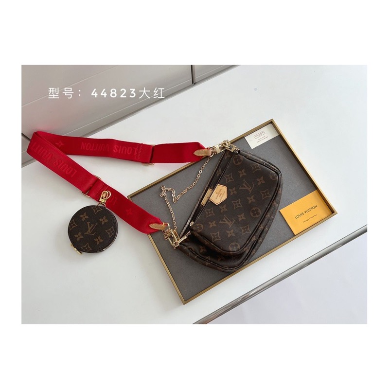 Louis Vuitton Pochette Metis Bag