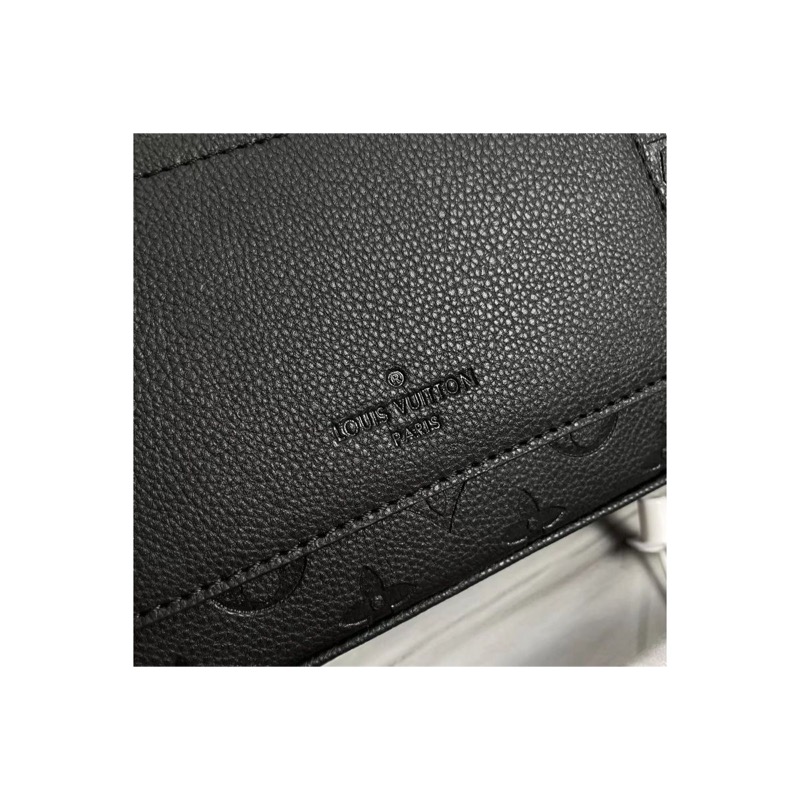 Louis Vuitton Capucines Monogram Bag