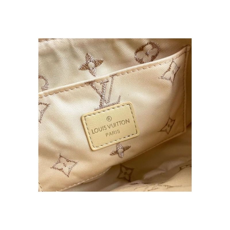 Louis Vuitton Crossbody Bag