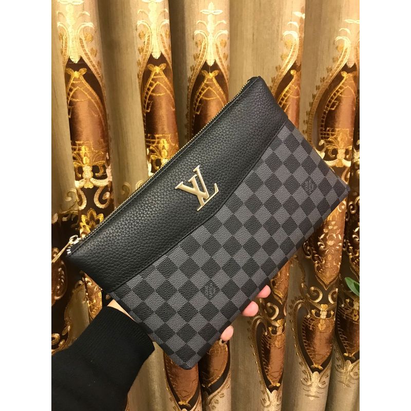 Louis Vuitton Clutch