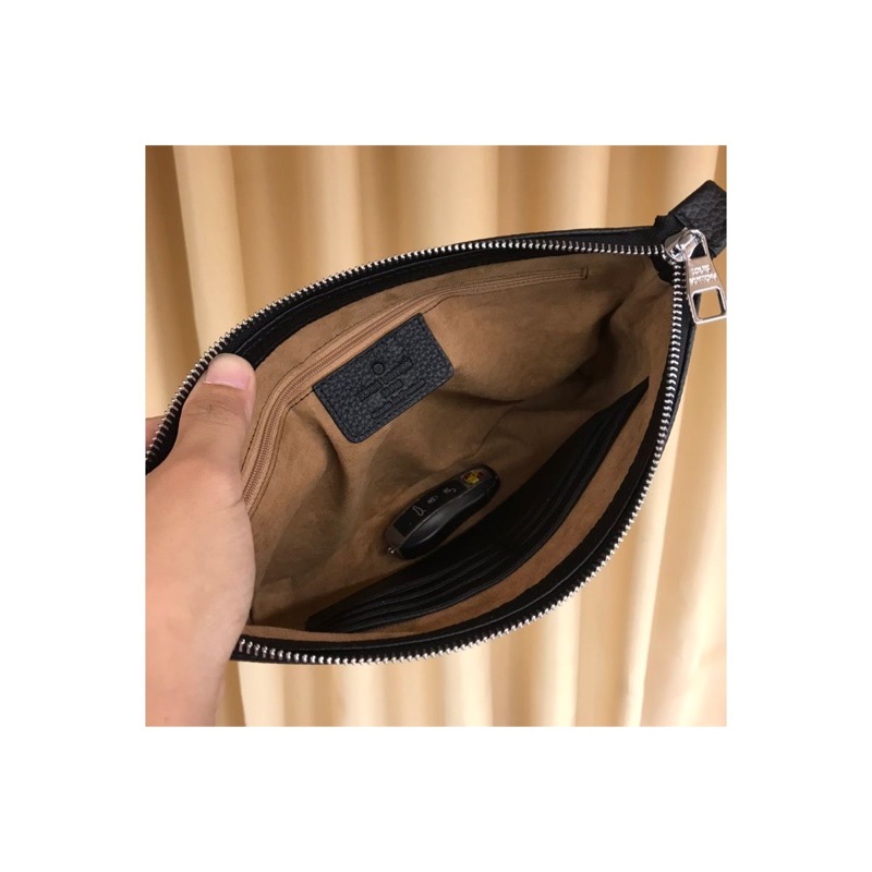 Louis Vuitton Clutch