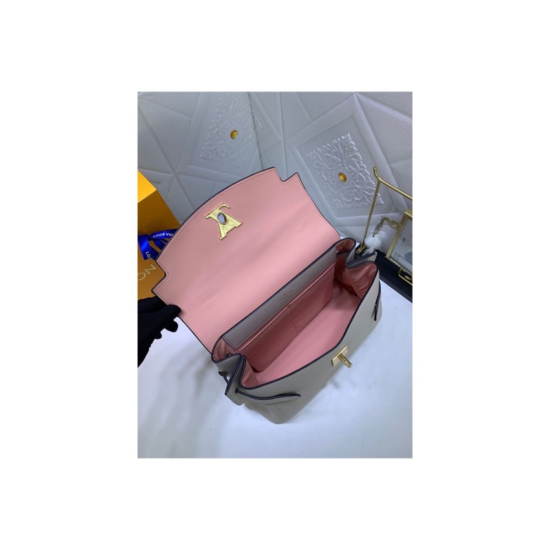 Louis Vuitton Capucines Bag