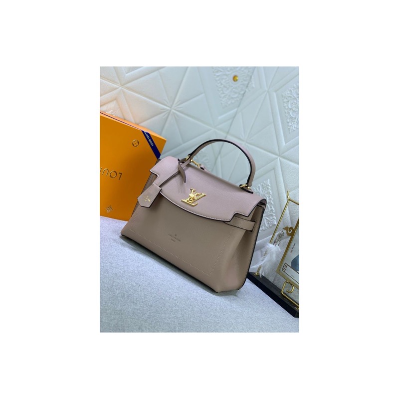 Louis Vuitton Capucines Bag