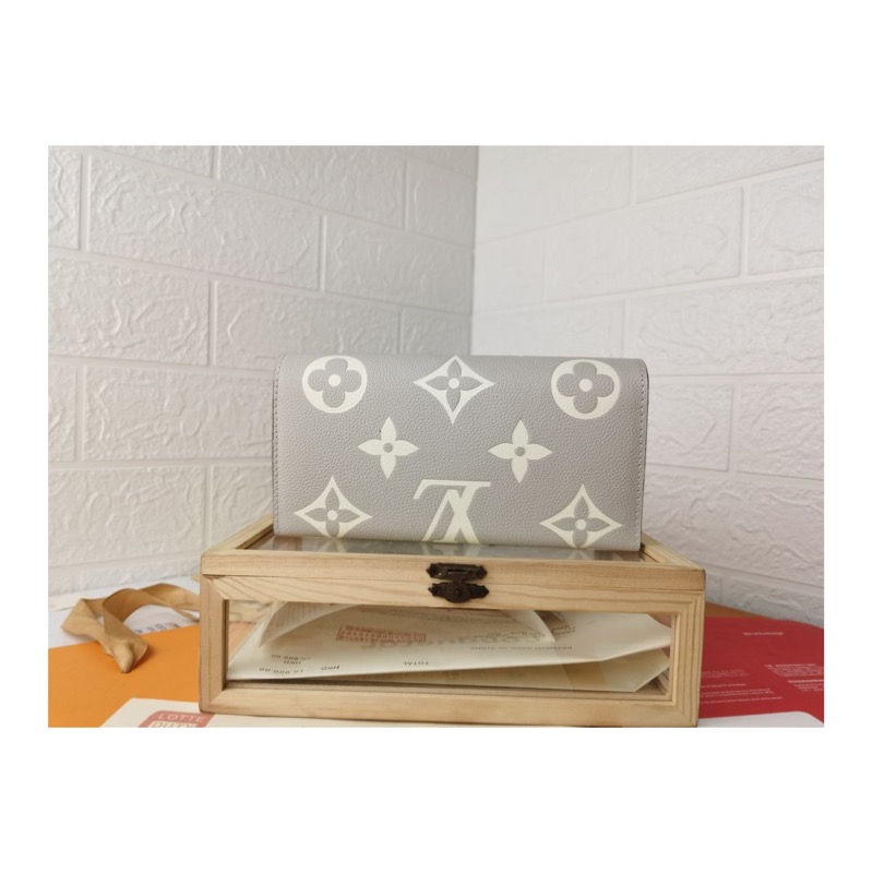 Louis Vuitton Monogram Wallet