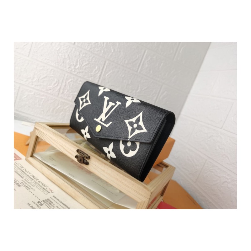 Louis Vuitton Monogram Wallet
