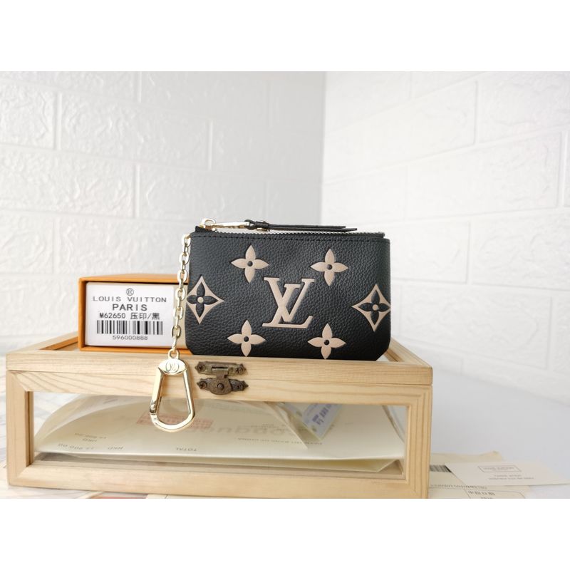 Louis Vuitton Monogram Pouch