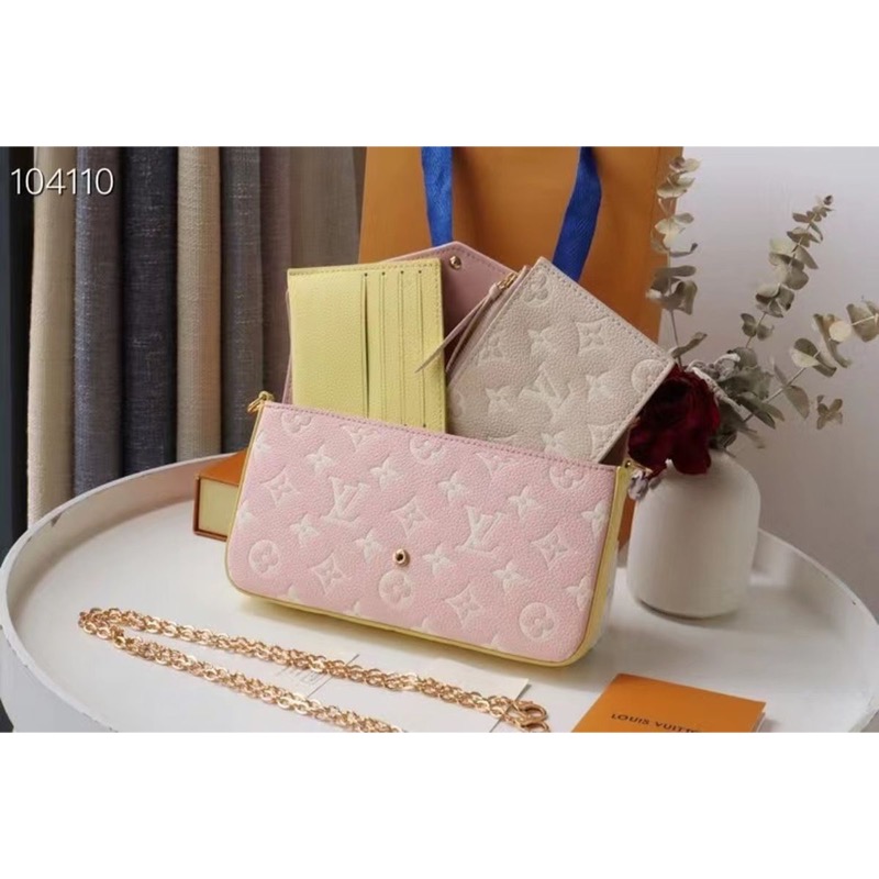Louis Vuitton Neverfull Monogram Bag