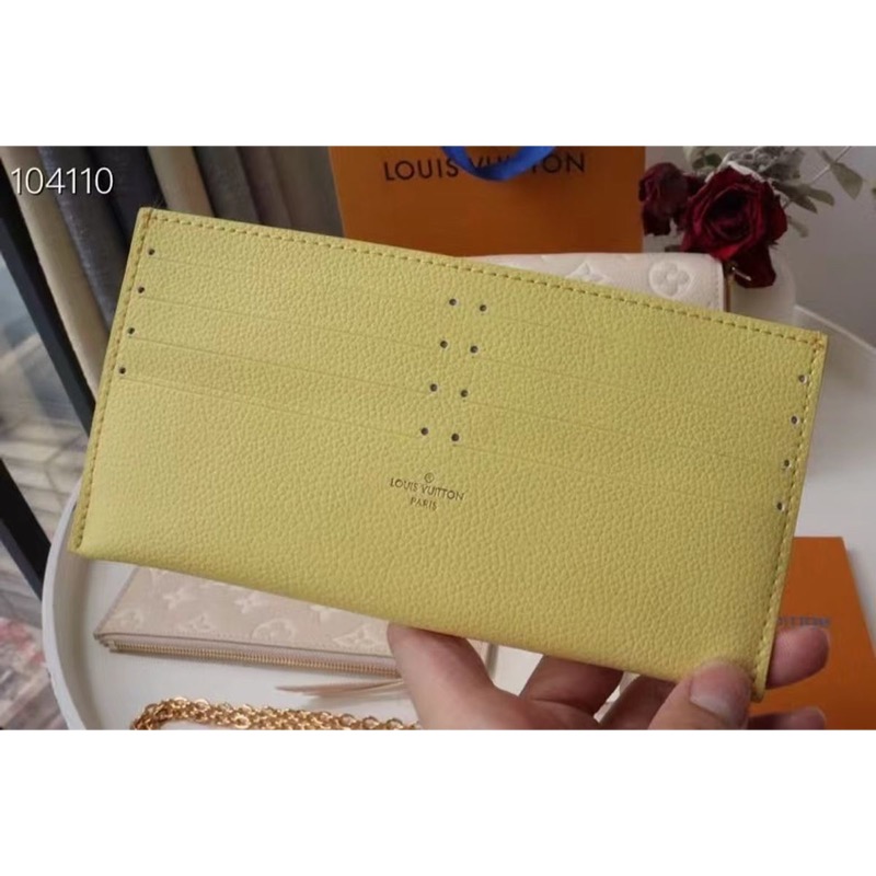 Louis Vuitton Neverfull Monogram Bag