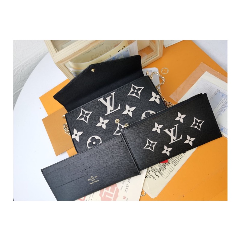 Louis Vuitton Monogram Shoulder Bag