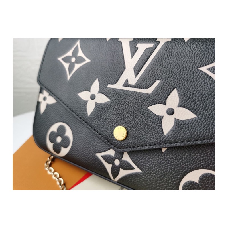 Louis Vuitton Monogram Shoulder Bag