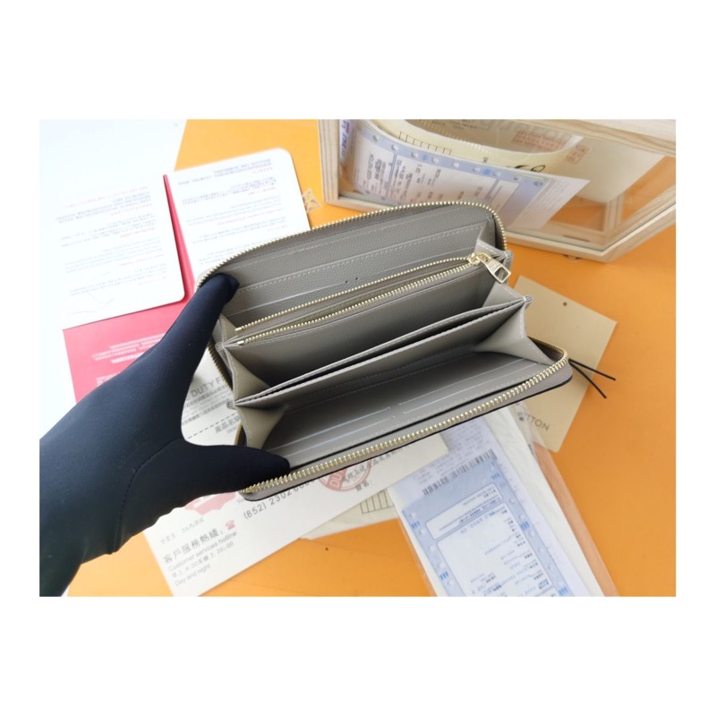 Louis Vuitton Monogram Wallet