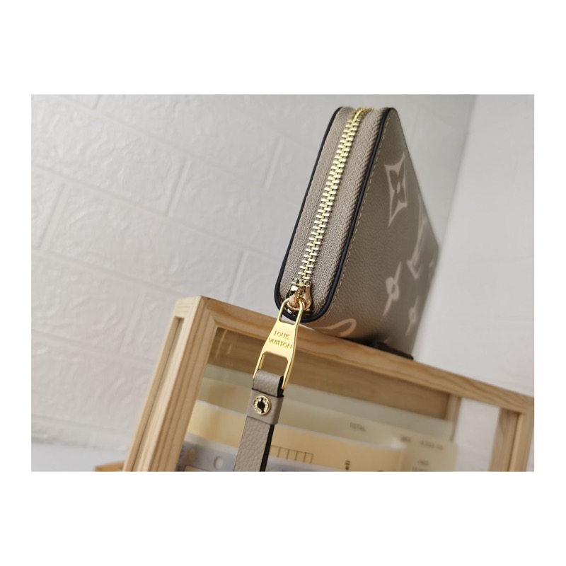 Louis Vuitton Monogram Wallet