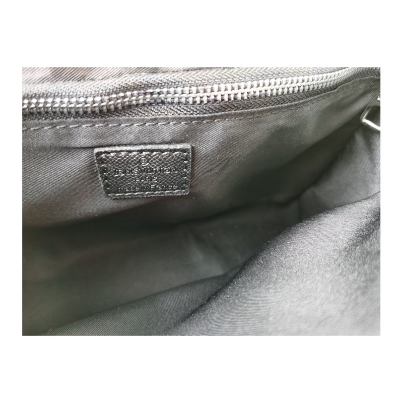 Louis Vuitton Shoulder Bag