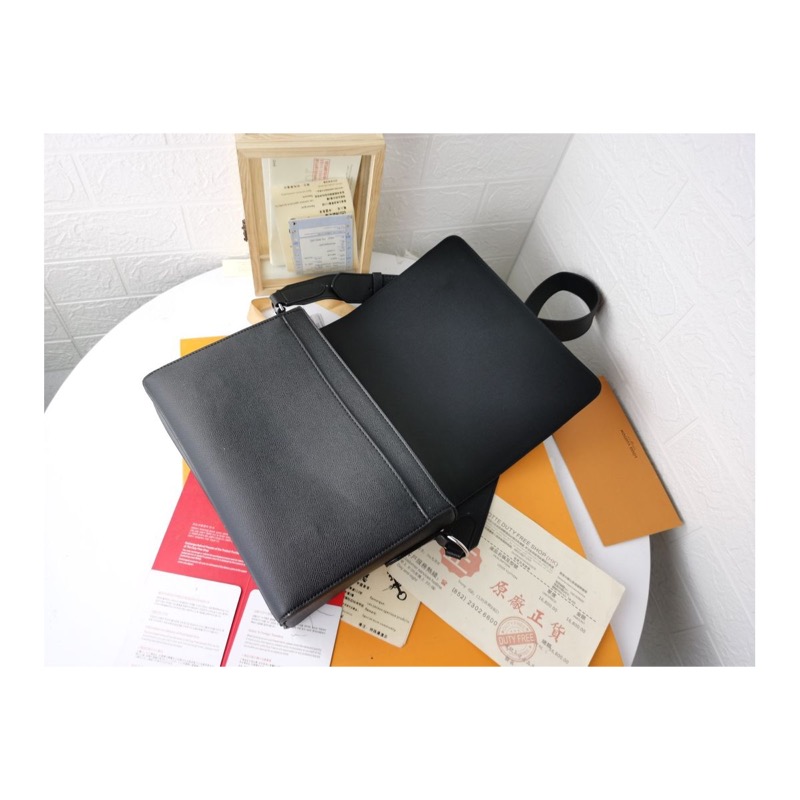 Louis Vuitton Shoulder Bag
