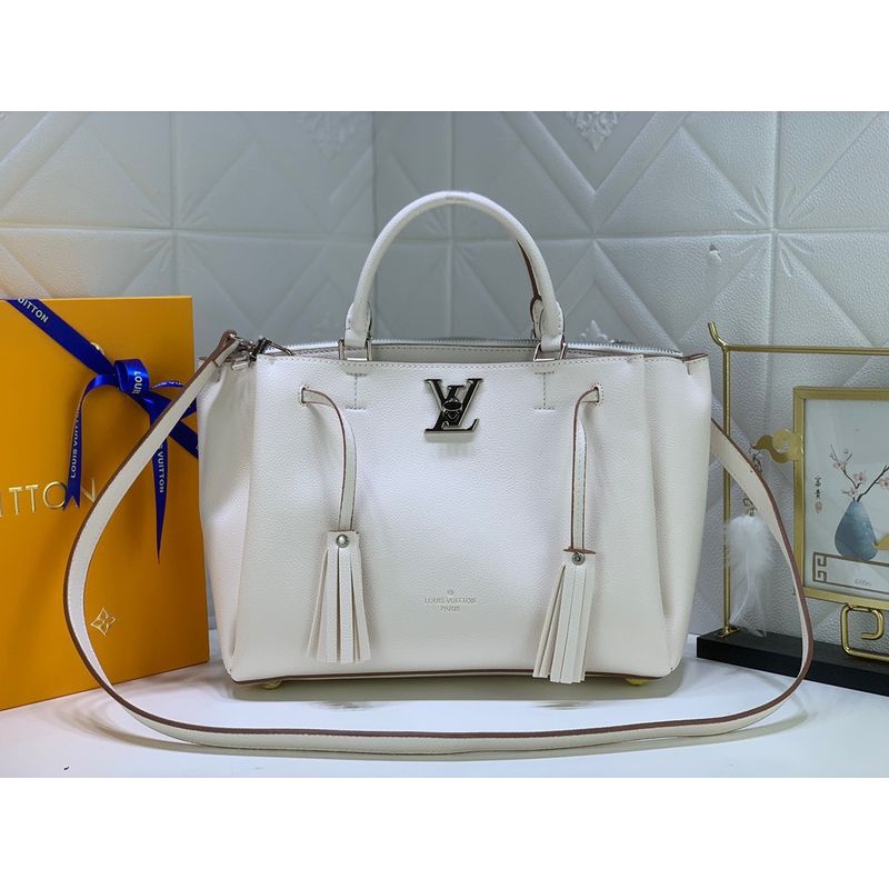 Louis Vuitton Shoulder Bag