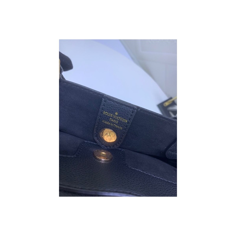 Louis Vuitton Handbag