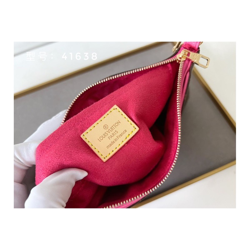 Louis Vuitton Neverfull Monogram Bag