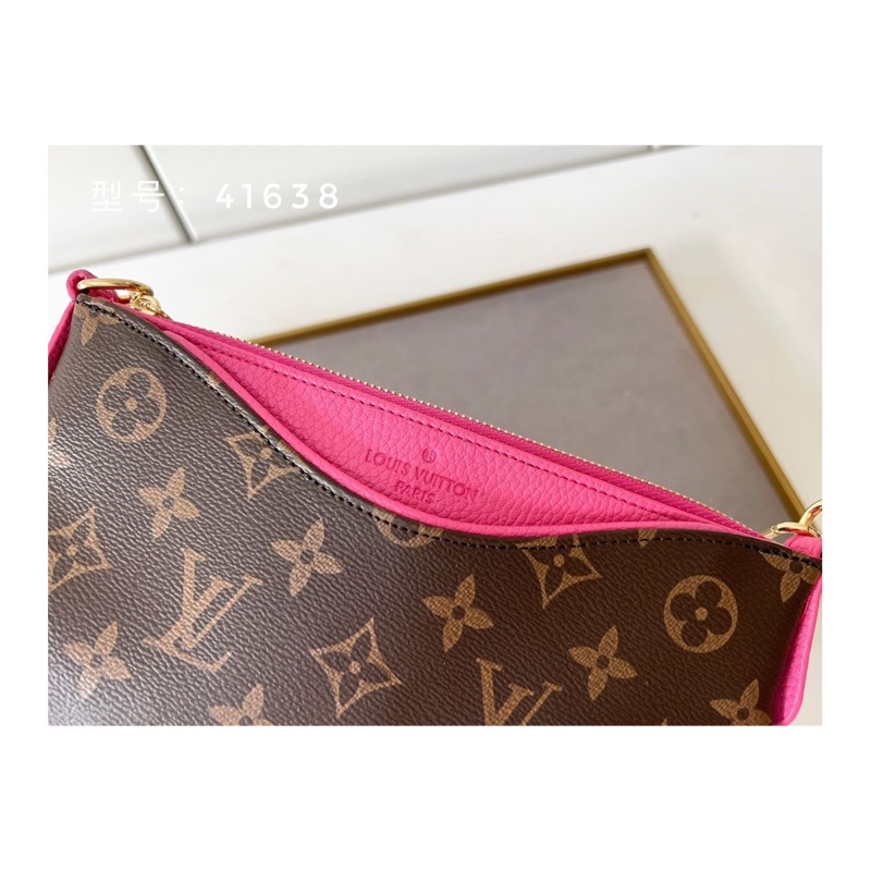 Louis Vuitton Neverfull Monogram Bag