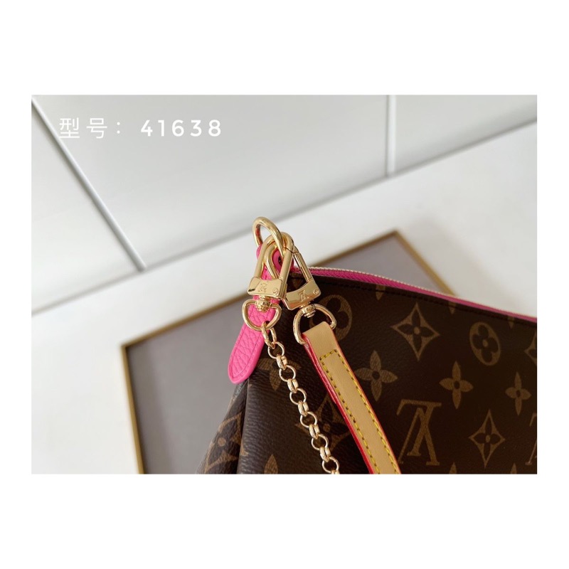 Louis Vuitton Neverfull Monogram Bag
